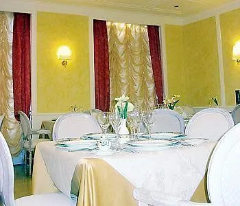 Spagna 2* ארונה