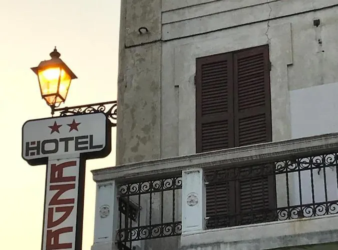 מלון Spagna ארונה